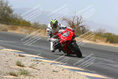 media/Mar-28-2022-Superbike Trackdays (Mon) [[b8603d0f67]]/Open Track Time/Turn 3 Inside/